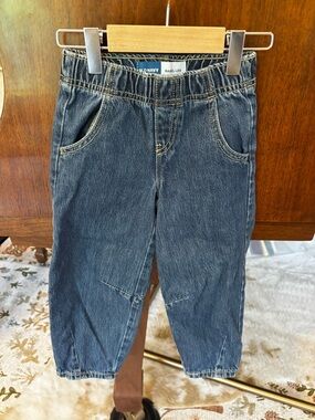 Old Navy Pull-On Barrel Leg Jeans
